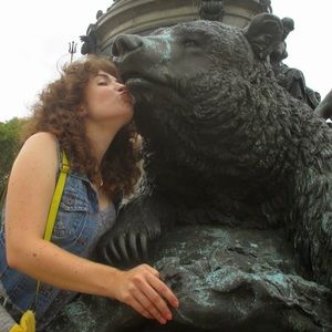 Meet your Posher, Анна